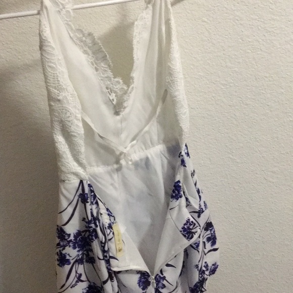 Romper - Picture 2 of 2